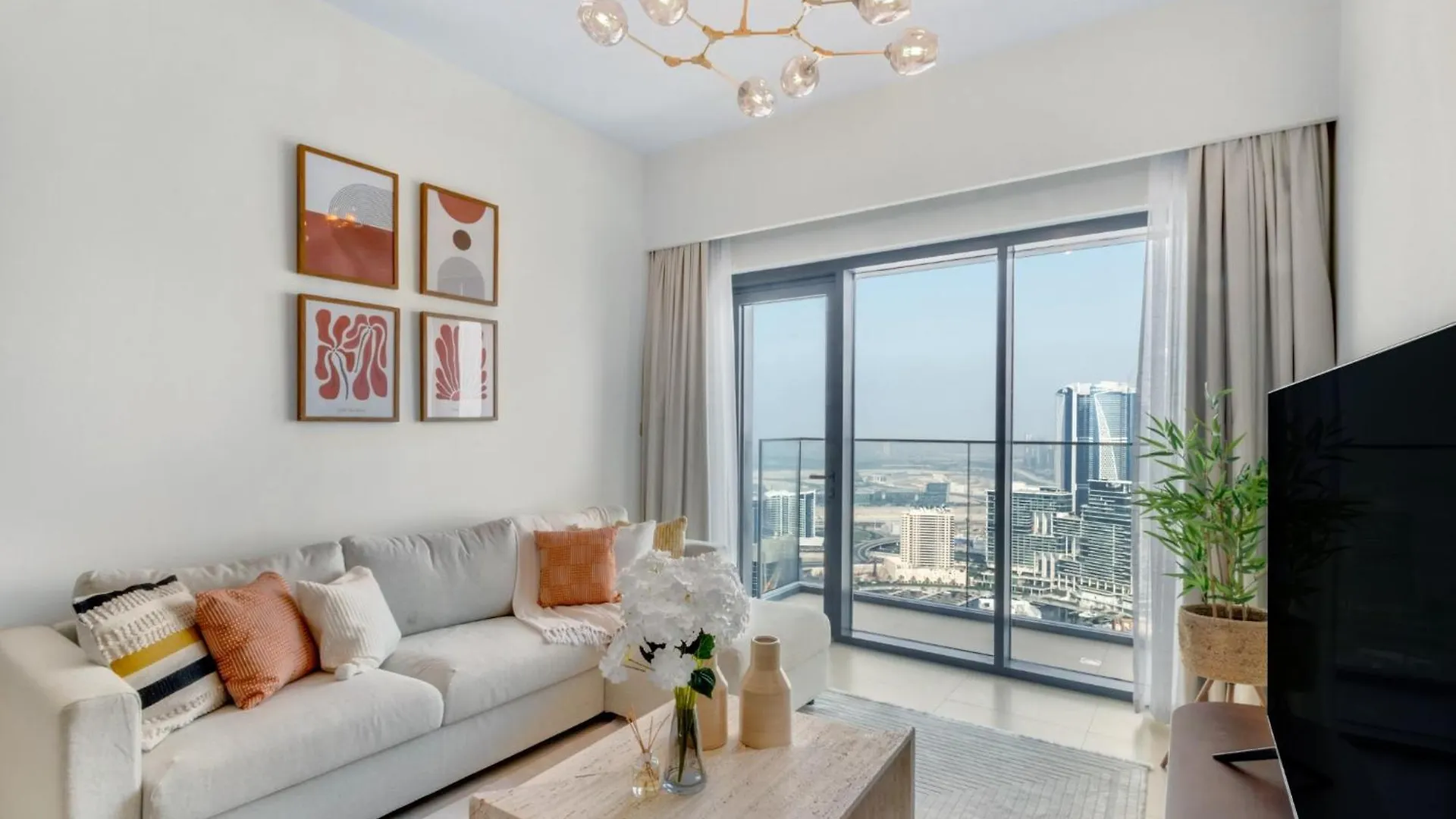 Exclusive 4 Bedroom Apartment I Burj Khalifa And Fountain Views I Free Wi-Fi, Pool, Gym & Parking I By Meerak Dubai United Arab Emirates