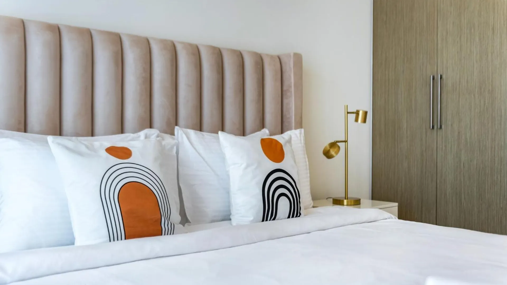 Exclusive 4 Bedroom Apartment I Burj Khalifa And Fountain Views I Free Wi-Fi, Pool, Gym & Parking I By Meerak Dubai