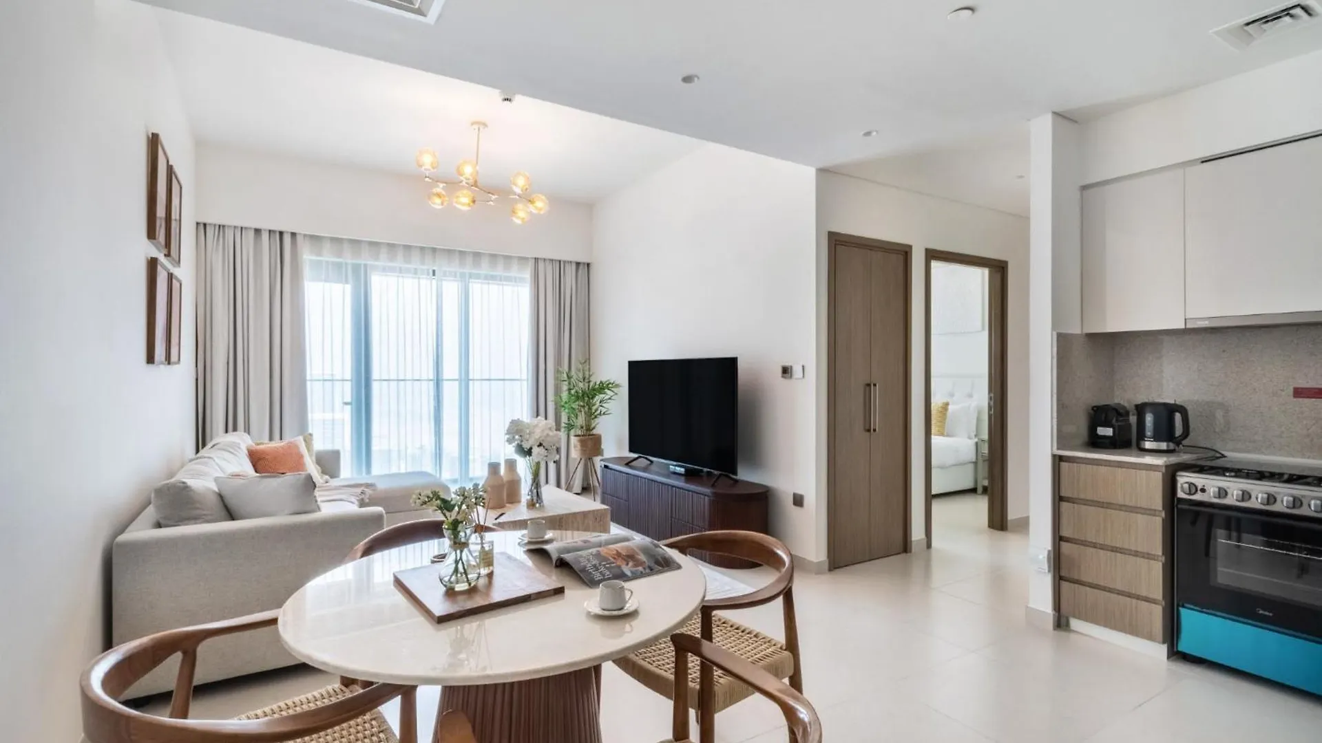Exclusive 4 Bedroom Apartment I Burj Khalifa And Fountain Views I Free Wi-Fi, Pool, Gym & Parking I By Meerak Dubai