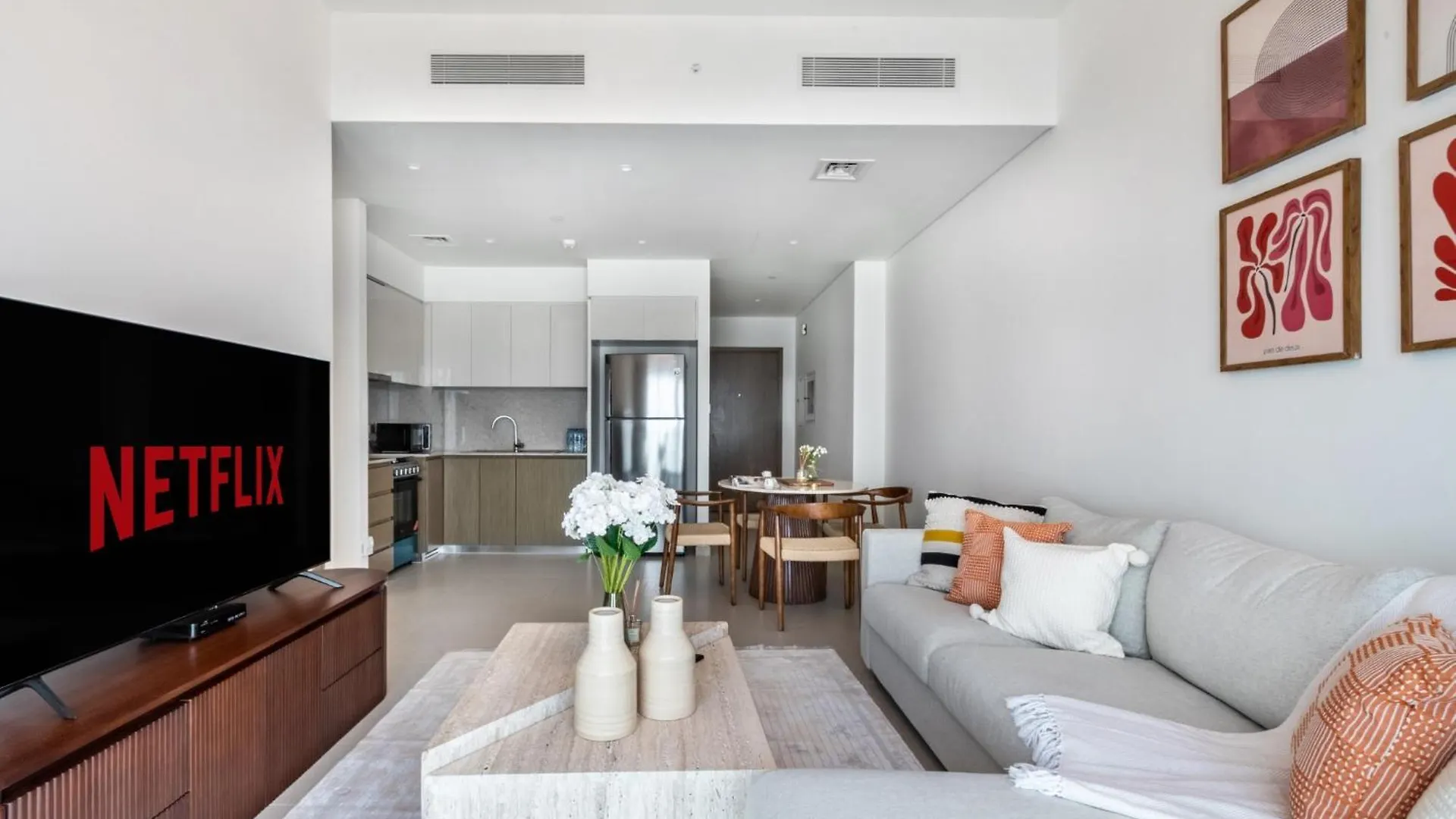 Exclusive 4 Bedroom Apartment I Burj Khalifa And Fountain Views I Free Wi-Fi, Pool, Gym & Parking I By Meerak Dubai